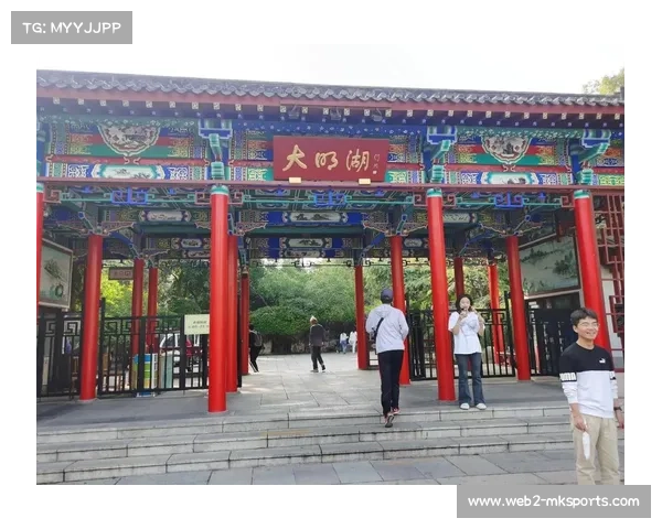 赛事带动泉城旅游热潮 趵突泉大明湖游客增幅突破30% 赛事带动泉城旅游热潮 趵突泉大明湖游客增幅突破30%